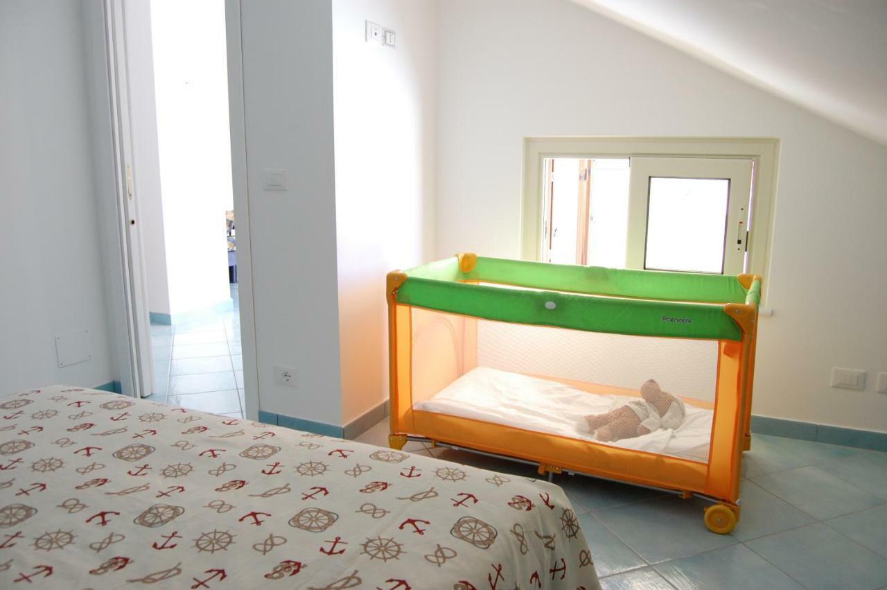 Golfo Di Tindari Apartments Falcone Exterior photo