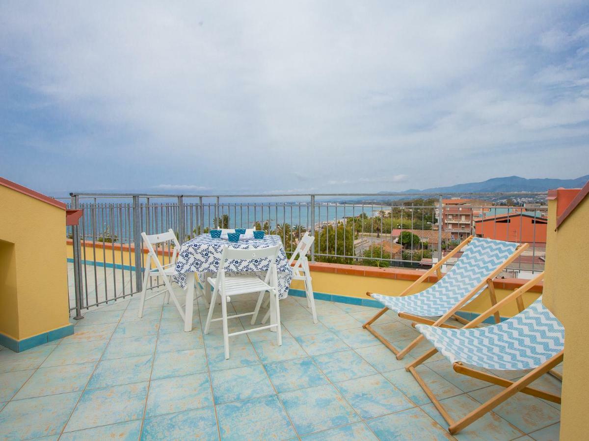 Golfo Di Tindari Apartments Falcone Exterior photo